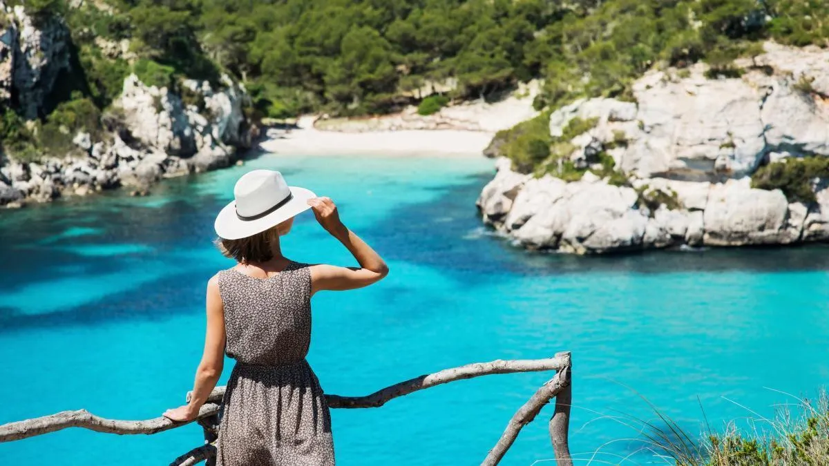 
                                                                                                                                             Menorca, Val d'Aran, Córdoba... o Transilvania: los mejores viajes para los próximos meses
                                                                                                                                         