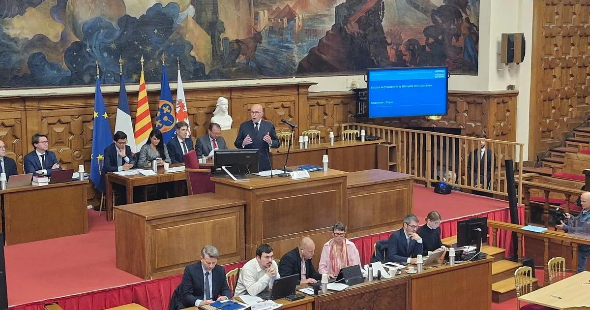 Après la mairie de Nice, Éric Ciotti élu largement à la tête de la Métropole
