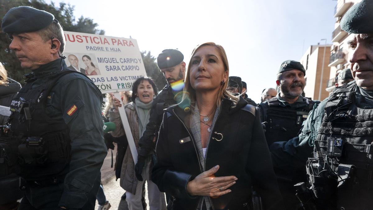 
                                                  La jueza de la dana: “Lo más dramático es que se pudo haber lanzado un mensaje sobre las 17.20h”
                                              