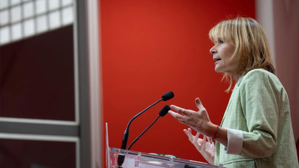 
                                                                                   El PSC niega que traspasar las prestaciones del paro esté en la mesa de negociación con ERC
                                                                               