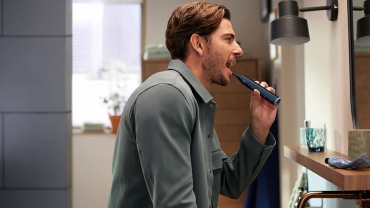 
                                                                                            Los mejores chollos de Amazon en cepillos de dientes eléctricos (9 de abril): Oral-B, Philips y Cecotec con descuentos de hasta el 60%
                                                                                        