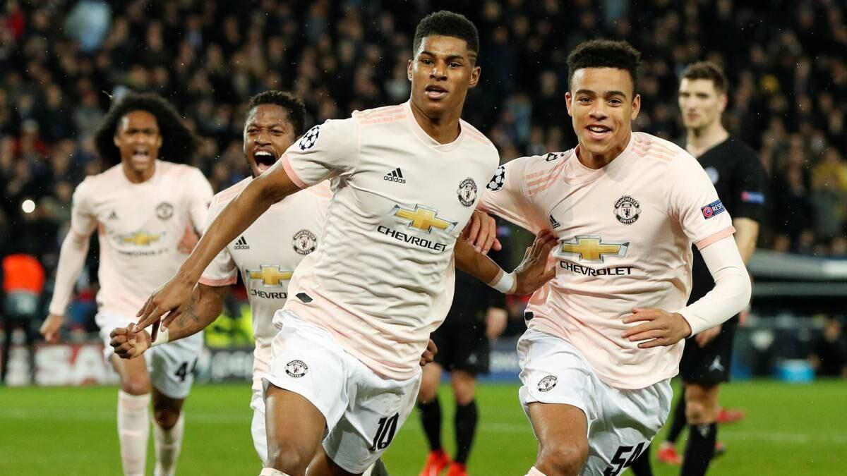 
                                                                                                      Rashford ya sabe lo que es vestirse de héroe para remontar un 0-2 en Champions
                                                                                                  