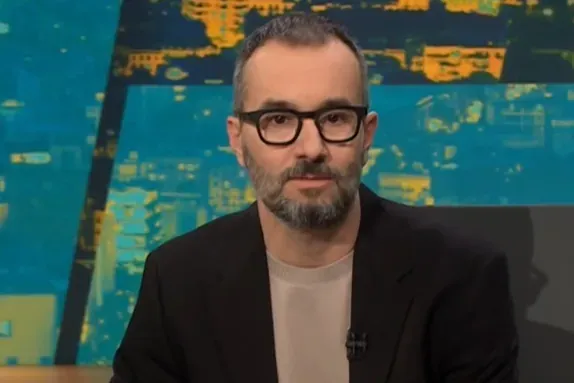 Un juzgado ordena la detención del comunicador Jair Domínguez para que comparezca en un juicio impulsado por Vox