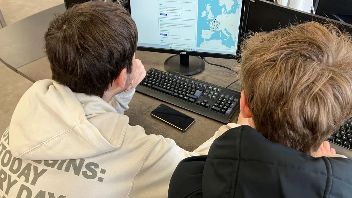 Parcoursup : le nombre de places proposées continue de baisser, déplore le syndicat national de l'enseignement supérieur