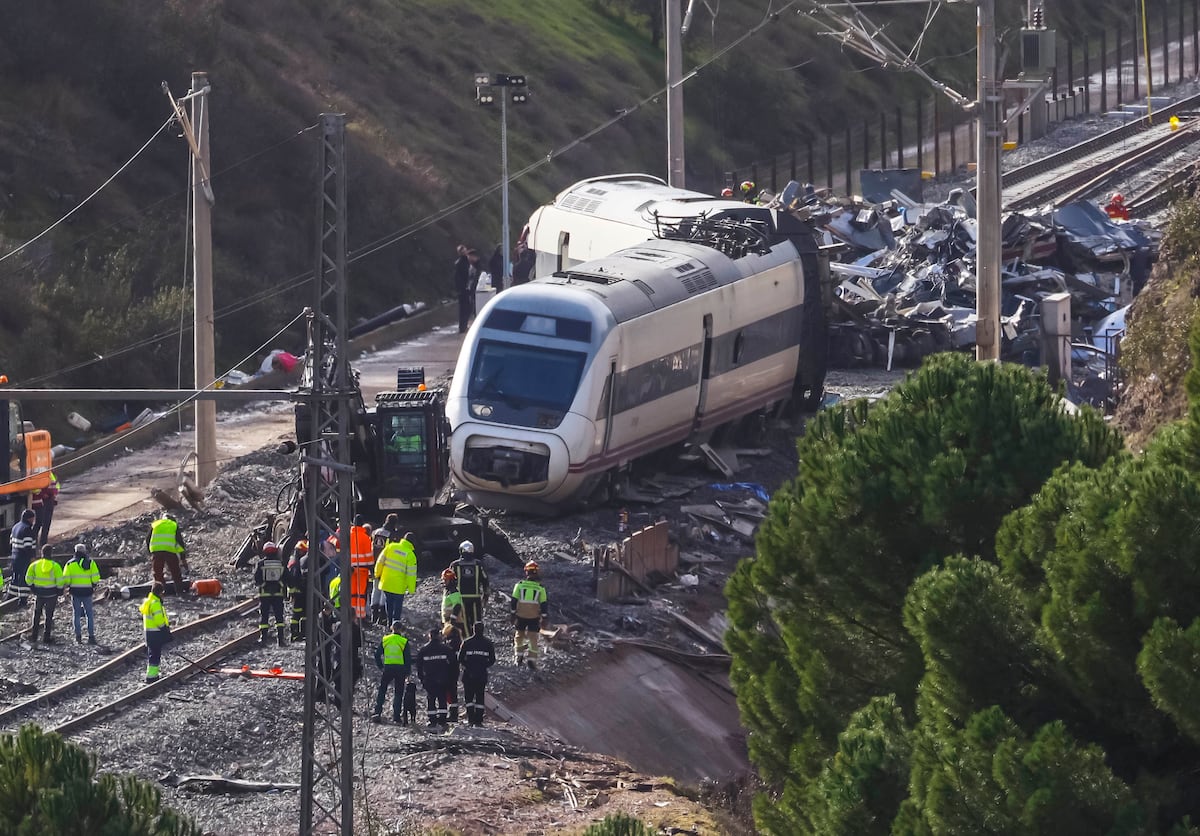 La investigación del accidente en Adamuz busca nuevas pruebas sobre la respuesta del sistema de seguridad y un frenazo del Alvia siniestrado