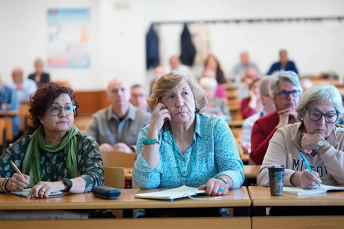 Volver a clase a los 60, 70, 80...: "Desde que voy a la universidad no me tomo ni una sola pastilla"