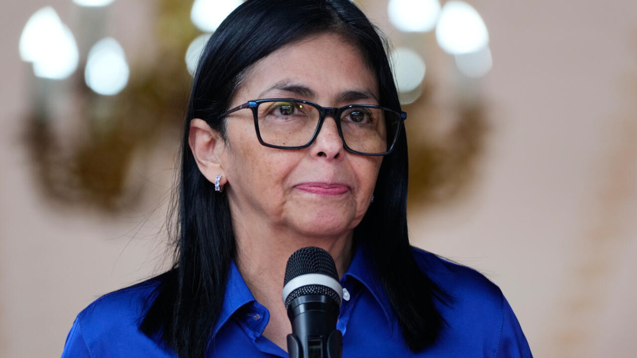 Venezuela: la présidente par intérim promet une augmentation de salaires