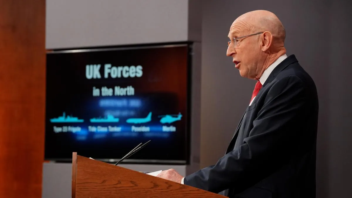 
                   Londres revela una operación para disuadir a submarinos rusos en aguas del Reino Unido
               