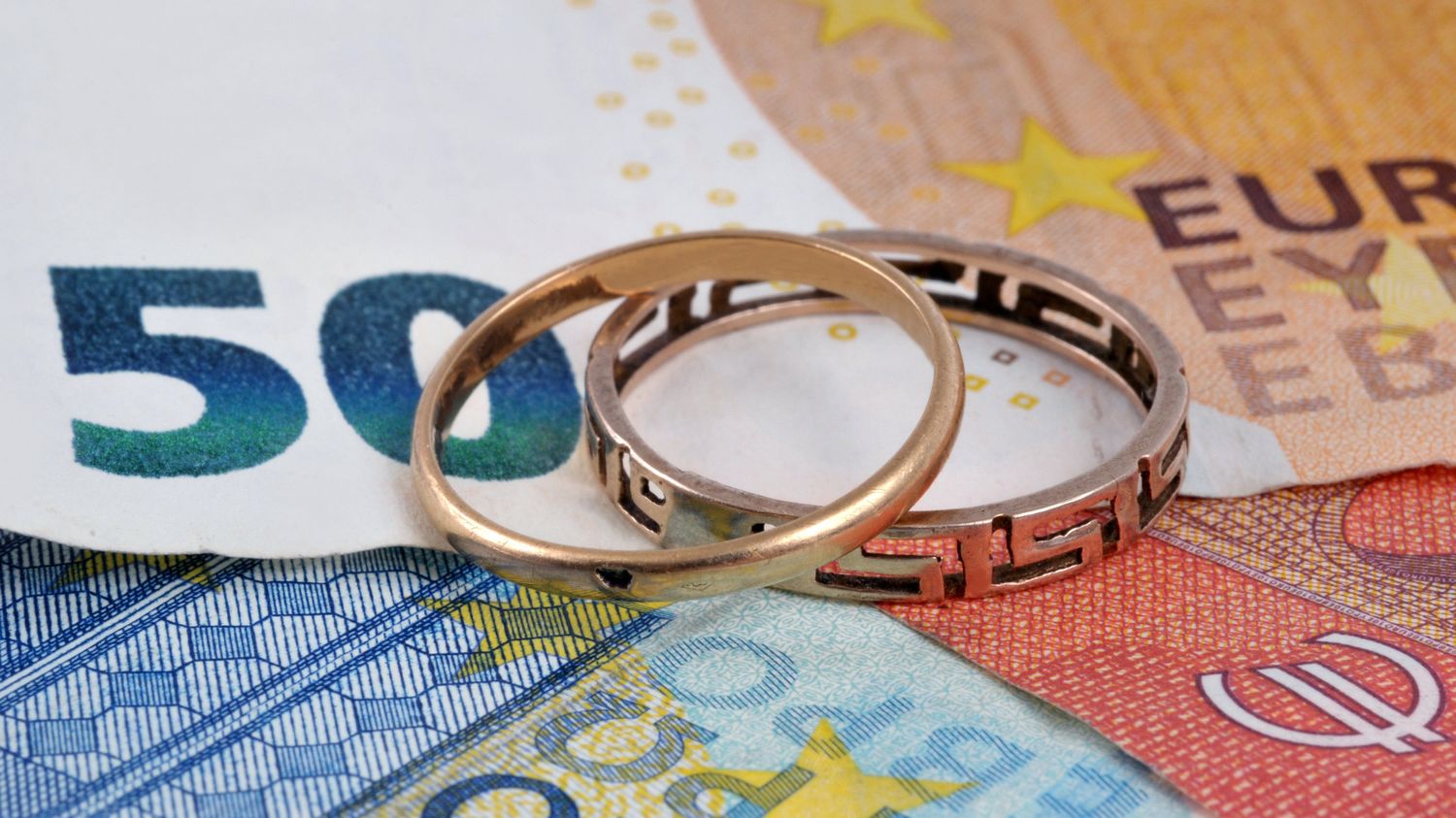 "C'est un droit des enfants" : une proposition de loi afin de garantir la pension alimentaire sans attendre un jugement