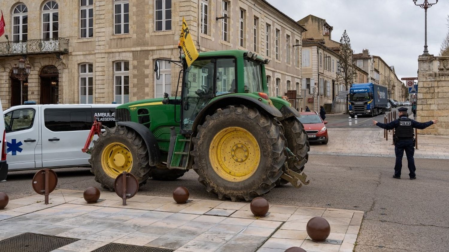 Hausse du prix du carburant : les agriculteurs en difficulté bénéficieront d'une aide de 20 millions d'euros supplémentaires