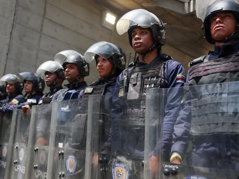 Violencia Policial y detenciones durante la marcha sindical en Caracas