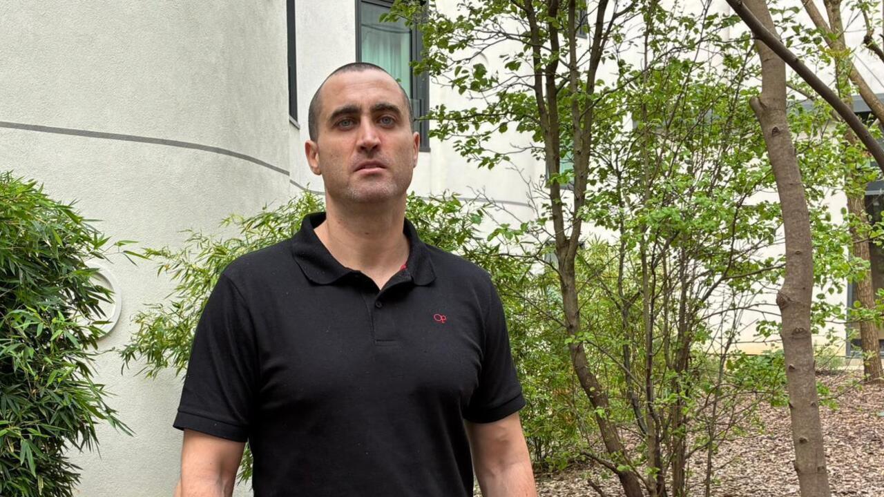 «Vous pouvez être sorti de la cage pour être frappé»: le Français Julien Février raconte sa détention au Venezuela