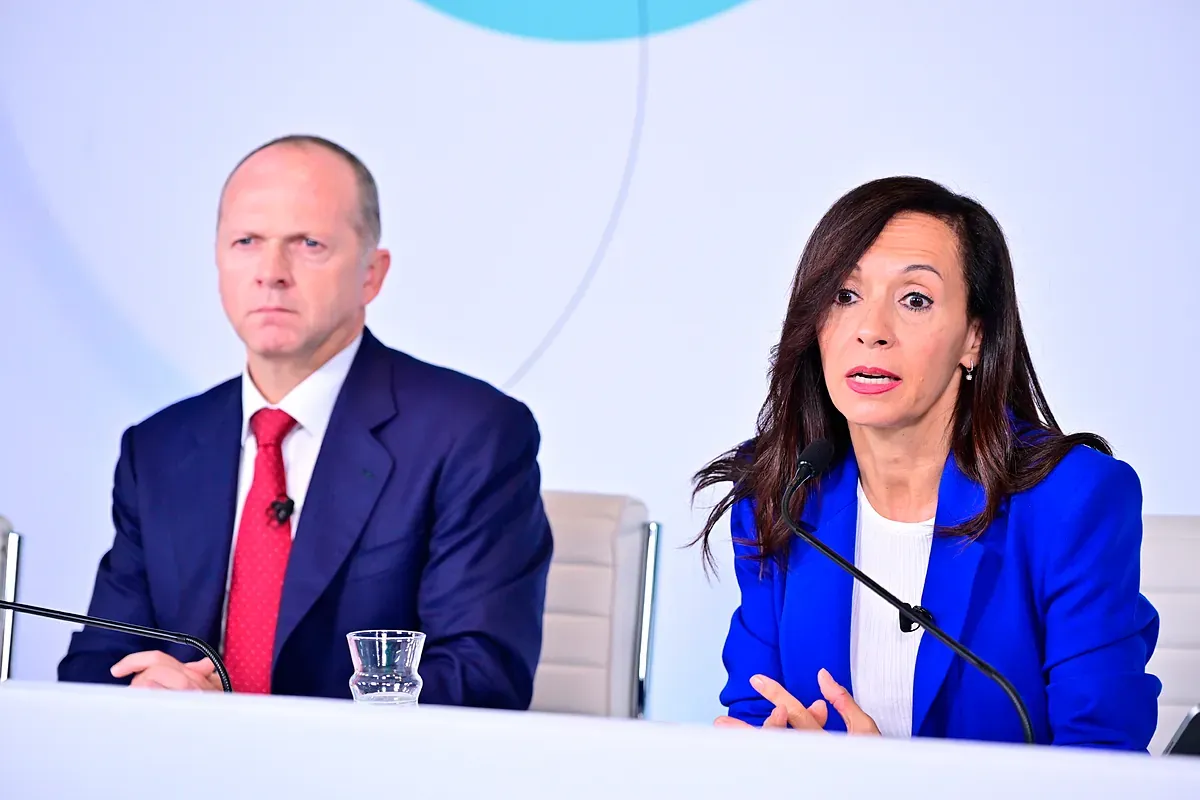 La CNMC echa un capote a Red Eléctrica y la libra de penalizaciones por los retrasos en las redes