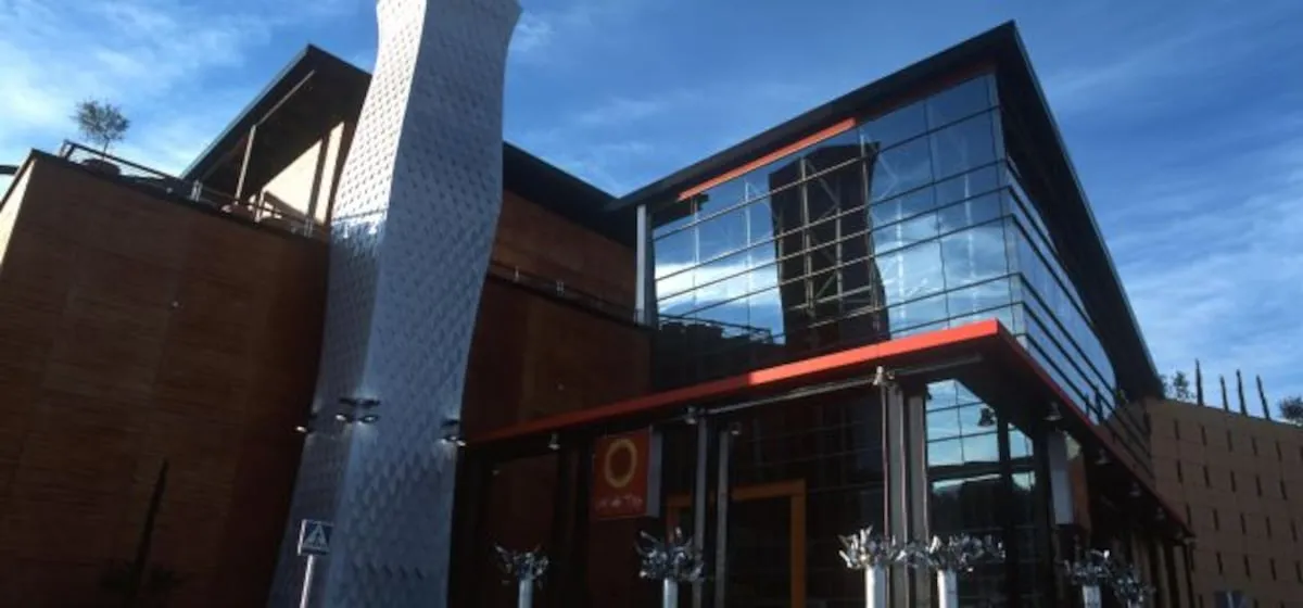 Luz del Tajo, el mayor centro comercial de Toledo, sale a la venta