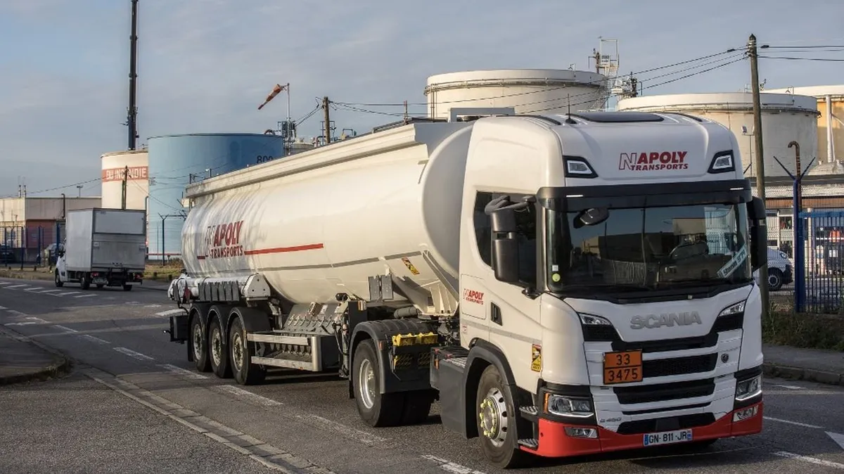 Le gouvernement autorise les camions-citernes à circuler tout le week-end jusqu'au 11 mai