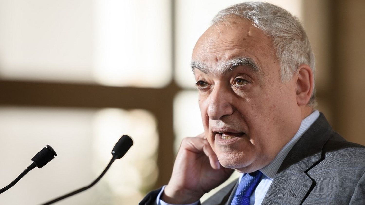 Le ministre libanais Ghassan Salamé confirme des négociations avec Israël et appelle à un "cessez-le-feu"