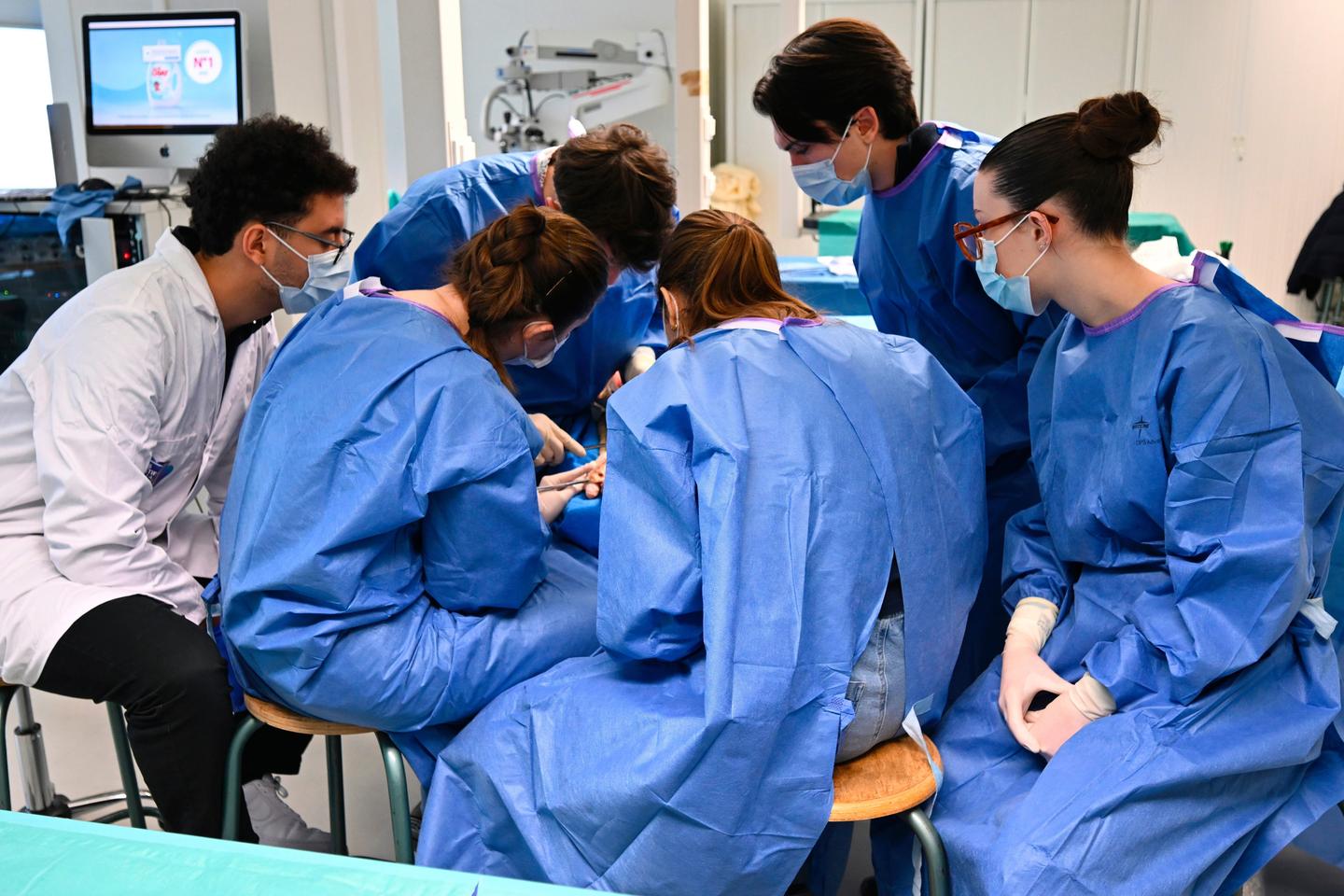 Etudes de santé : une nouvelle réforme à la rentrée 2027 inquiète la Conférence des doyens de médecine