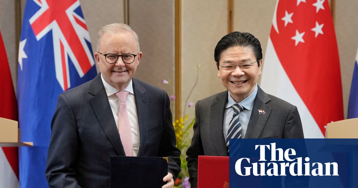 Cutting fuel to Australia ‘won’t happen’, says Singapore PM, as Albanese secures pledge from our largest petrol source