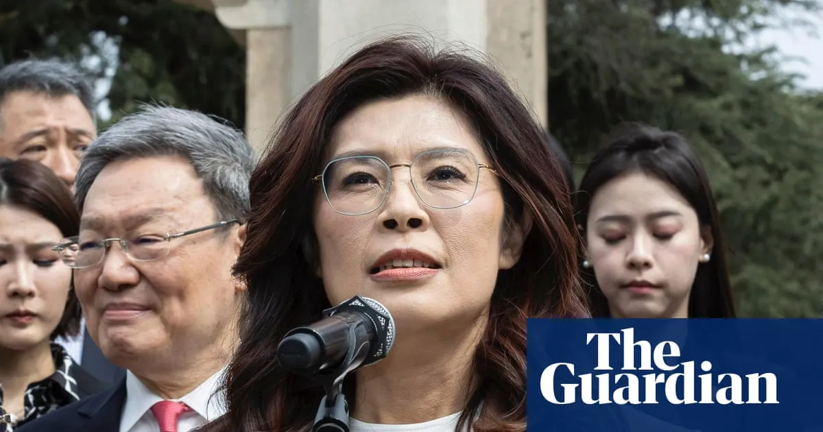 Xi tells Taiwan opposition leader people on both sides of strait are Chinese in rare meeting