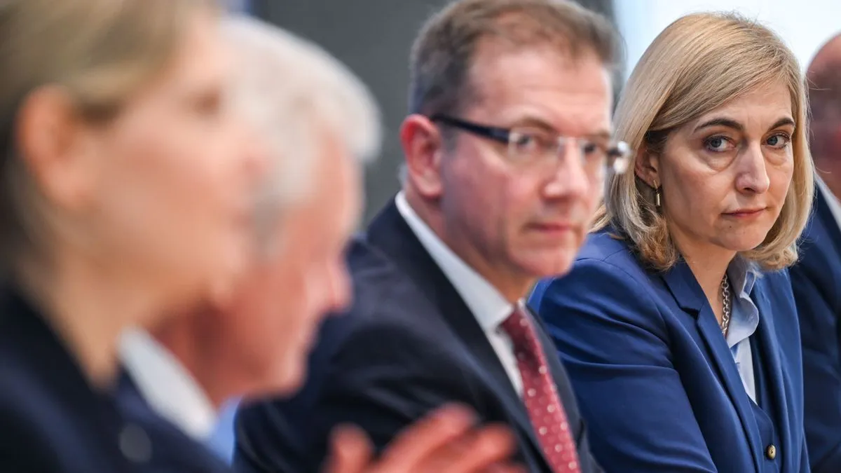 Krankenkassen: Ende der Gratisversicherung für Ehepartner - aber Koalition plant Ausnahmen