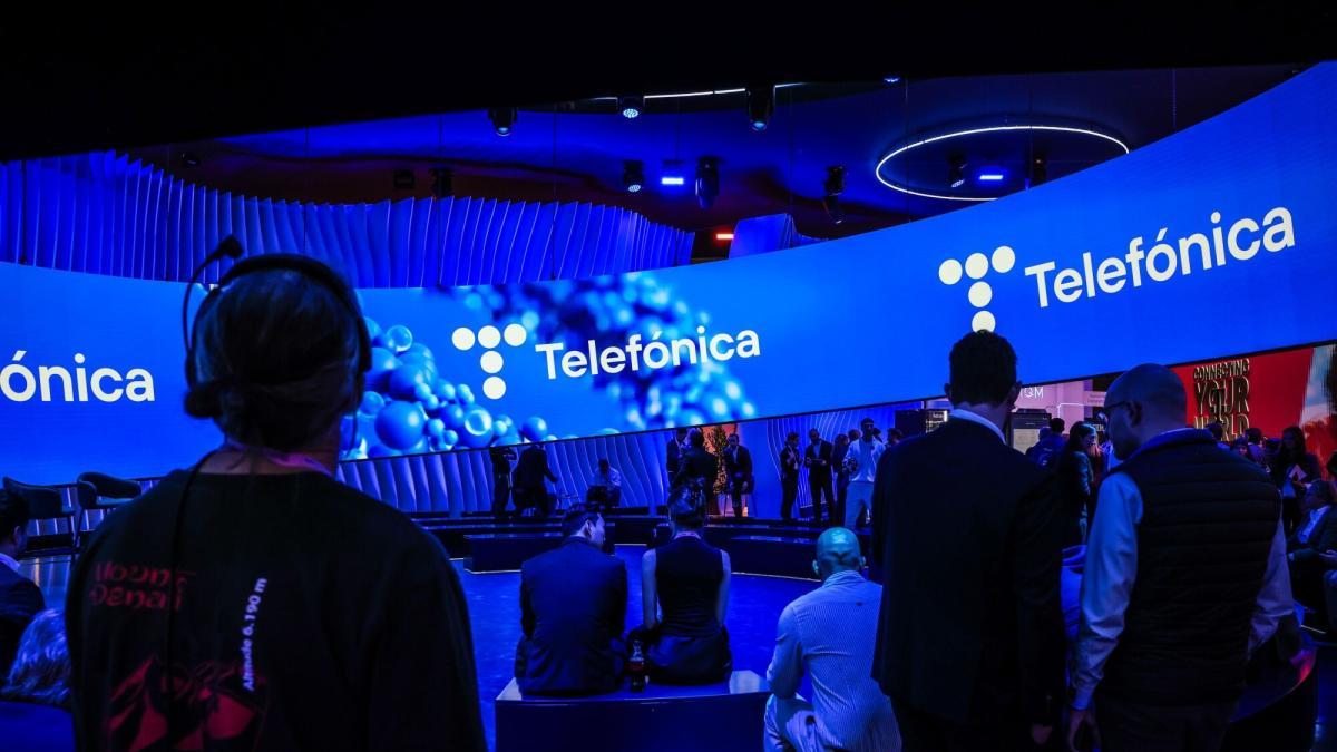 
                                                                                        Telefónica lanza su negocio de drones pilotados en remoto para empresas
                                                                                    