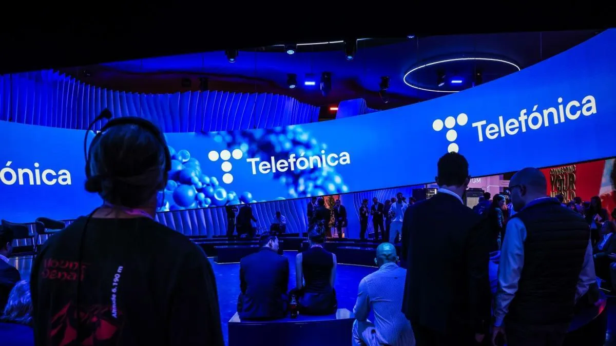
                                                                                        Telefónica lanza su negocio de drones pilotados en remoto para empresas
                                                                                    
