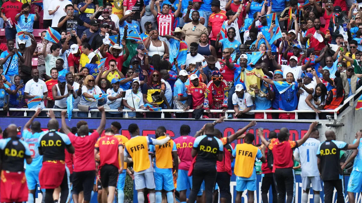 Mondial 2026: le président de la RDC promet aux Léopards que la Fédération paiera les amendes infligées par leurs clubs