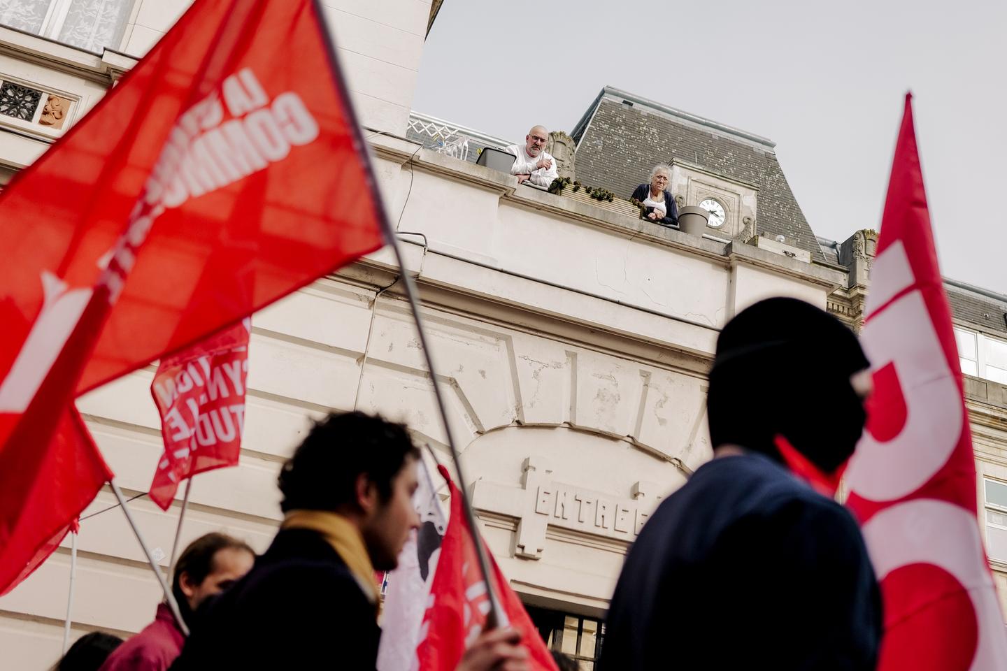 1ᵉʳ-Mai : parcours accéléré à l’Assemblée pour le texte autorisant le travail des salariés, la CGT dénonce « un coup de poignard »