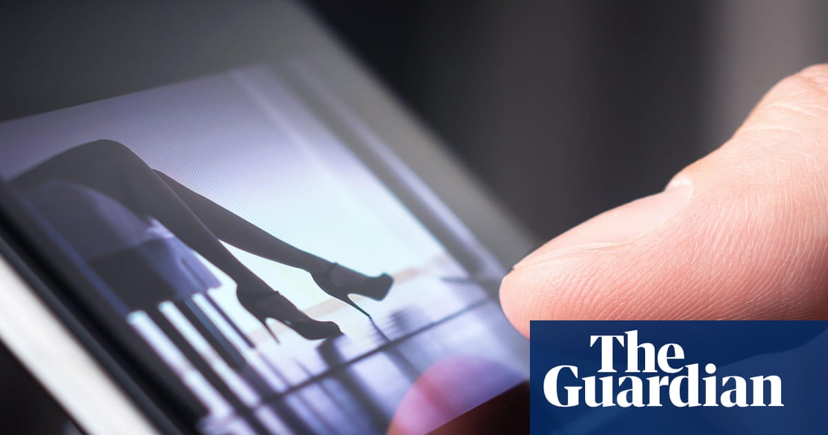 Porngraphy depicting sex acts between stepfamily members banned in UK