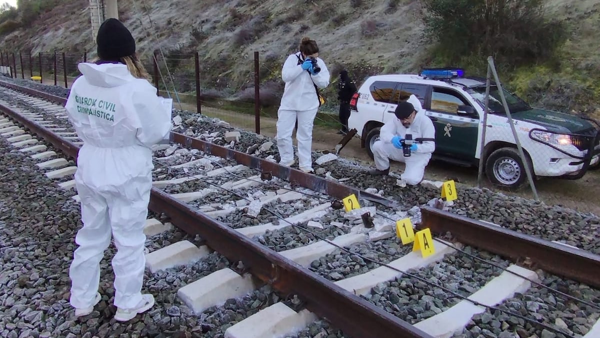 La empresa de Adif que revisó las soldaduras en Adamuz rebate la sospecha de la Guardia Civil sobre falta de experiencia 