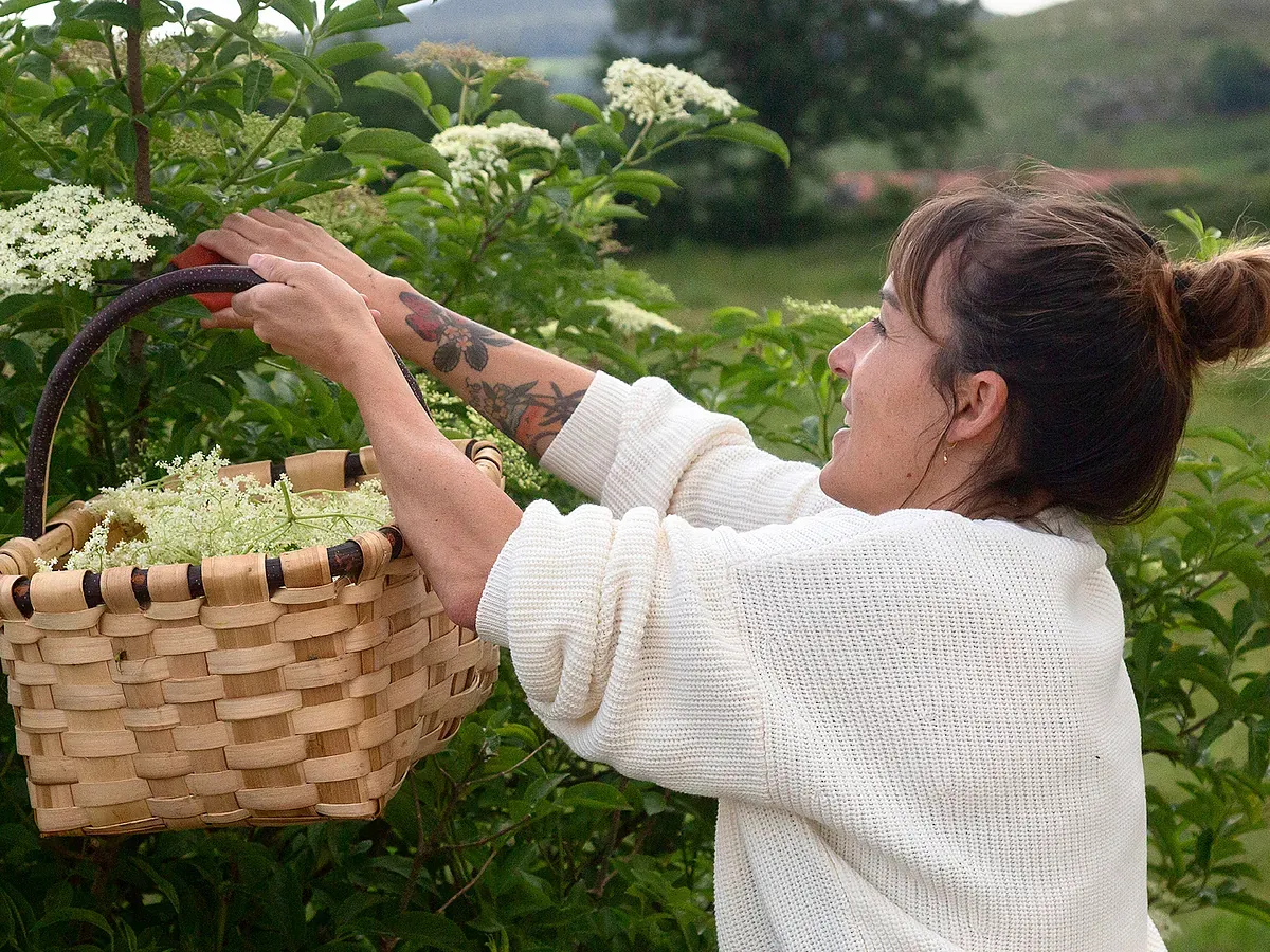 Ellas son las mujeres que hacen brillar, en la sombra, a seis estrellas Michelin: "Conseguir que cada día se pueda levantar la persiana y el cliente sienta que todo fluye es una responsabilidad cruda"