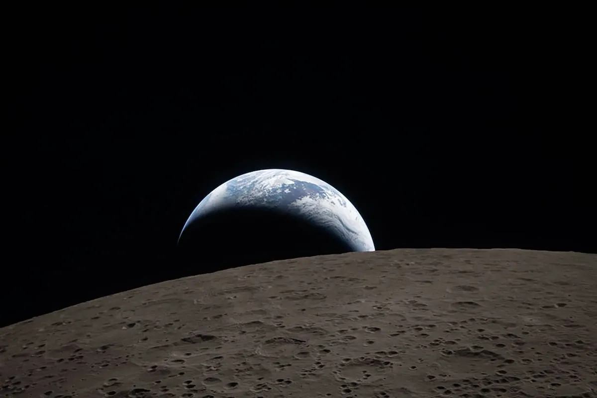 Hola, Mundo, el que va a dominar la Luna te saluda