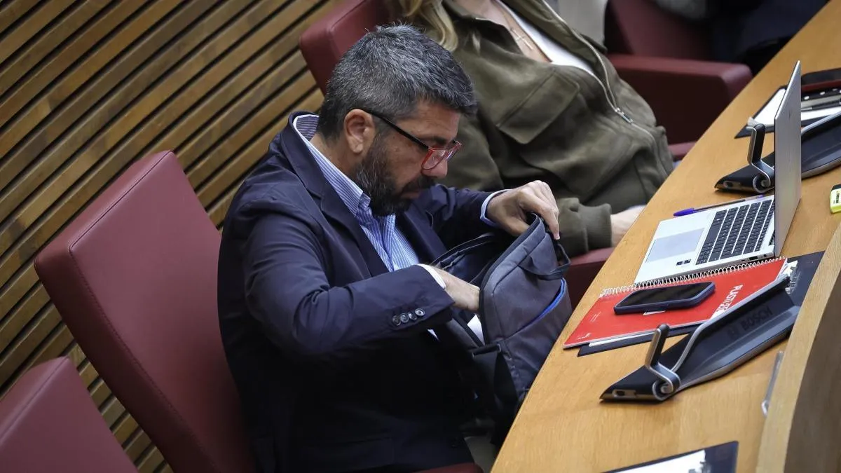 
                                               Mazón recurre ante la Audiencia la negativa de la jueza a que pueda personarse en la causa
                                           