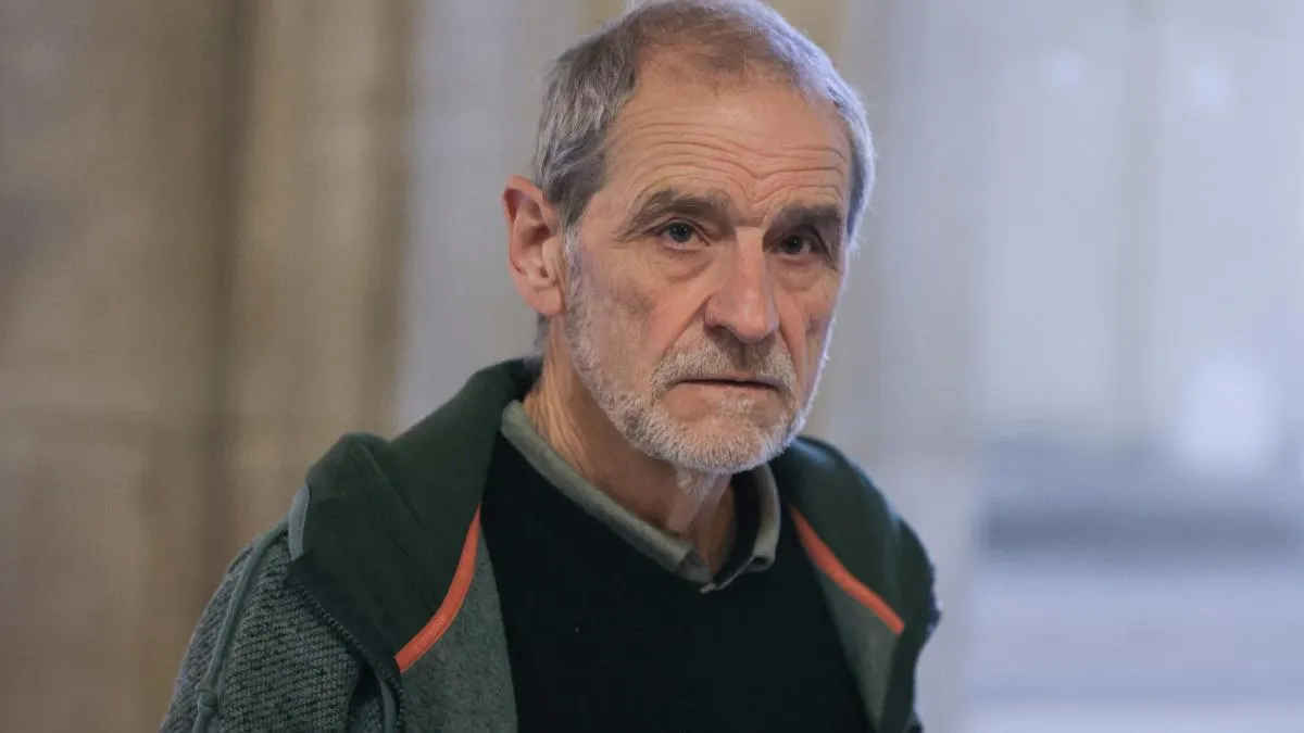 
                                                                                        La Fiscalía francesa pide una pena de cinco años exentos de cumplimiento para Josu Ternera
                                                                                    