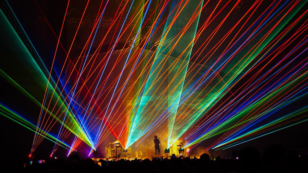 
                                                                                                                            Tame Impala (★★★★✩): deslumbrante
                                                                                                                        