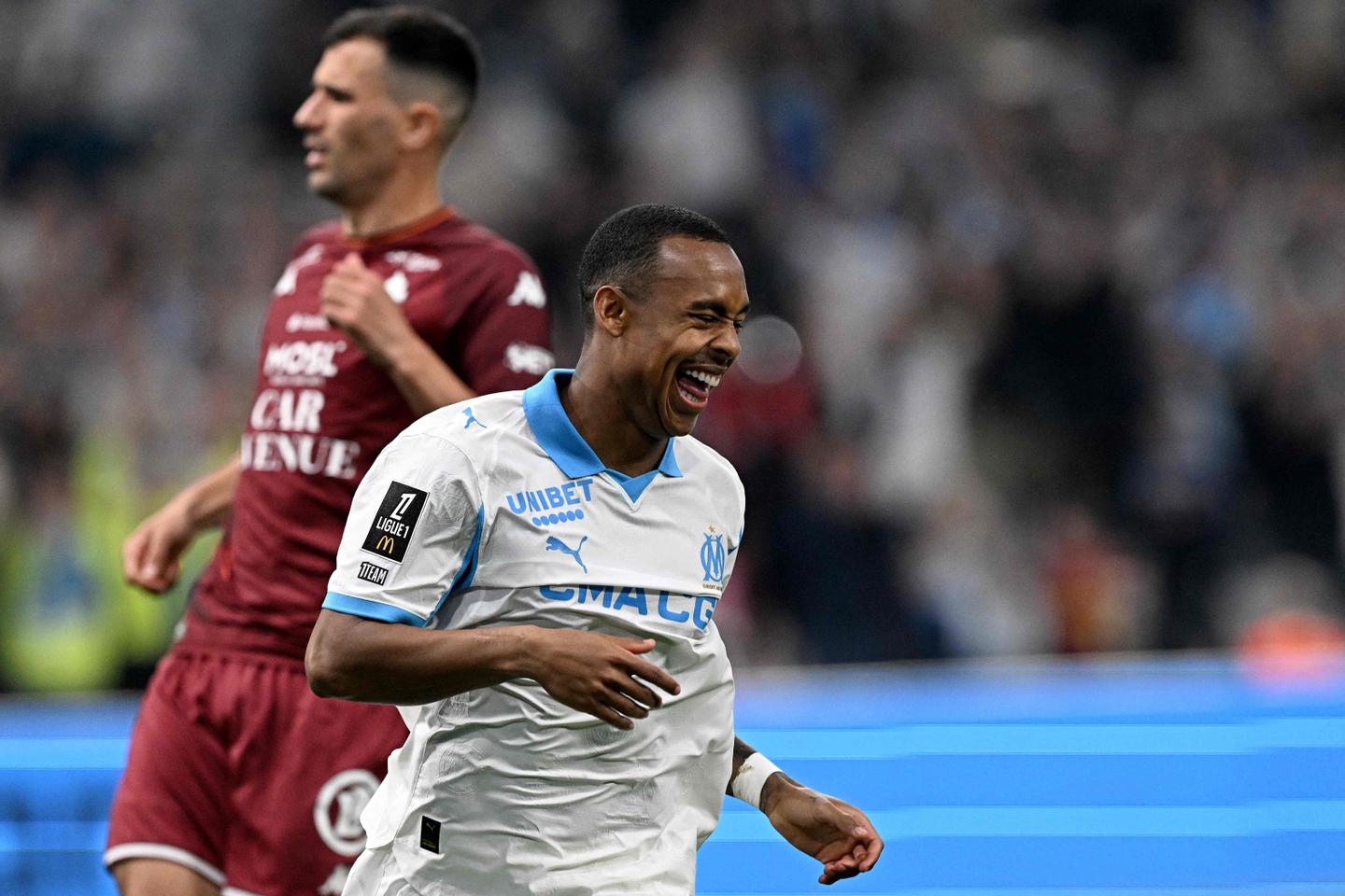 Ligue 1 : l’OM s’impose face à Metz et grimpe provisoirement sur le podium