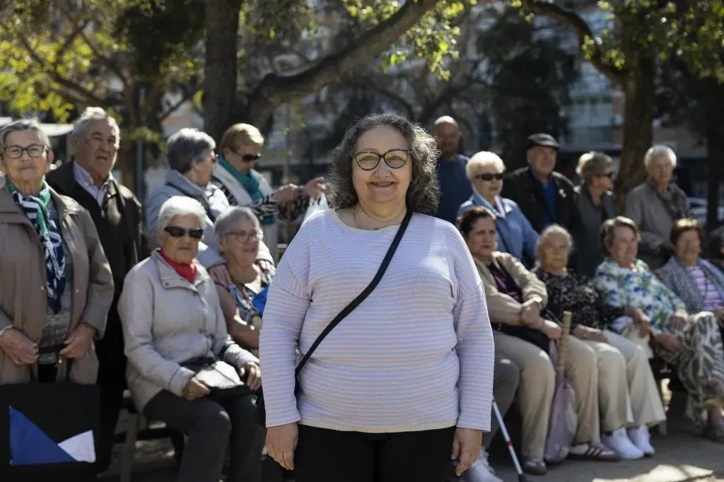 Los vínculos que sostienen a las personas mayores frente a la soledad y el suicidio: "Un beso, un abrazo, una llamada es el mayor protector"