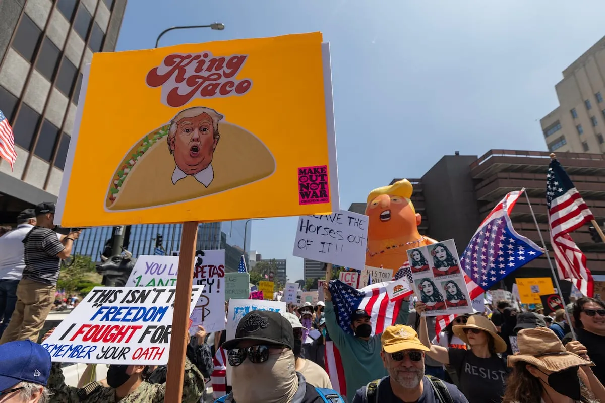 El TACO cumple un año en plena forma: la Bolsa vuelve a anticipar los vaivenes de Trump 