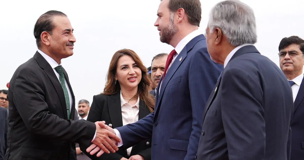 Guerre au Moyen-Orient : JD Vance au Pakistan pour des négociations avec l'Iran