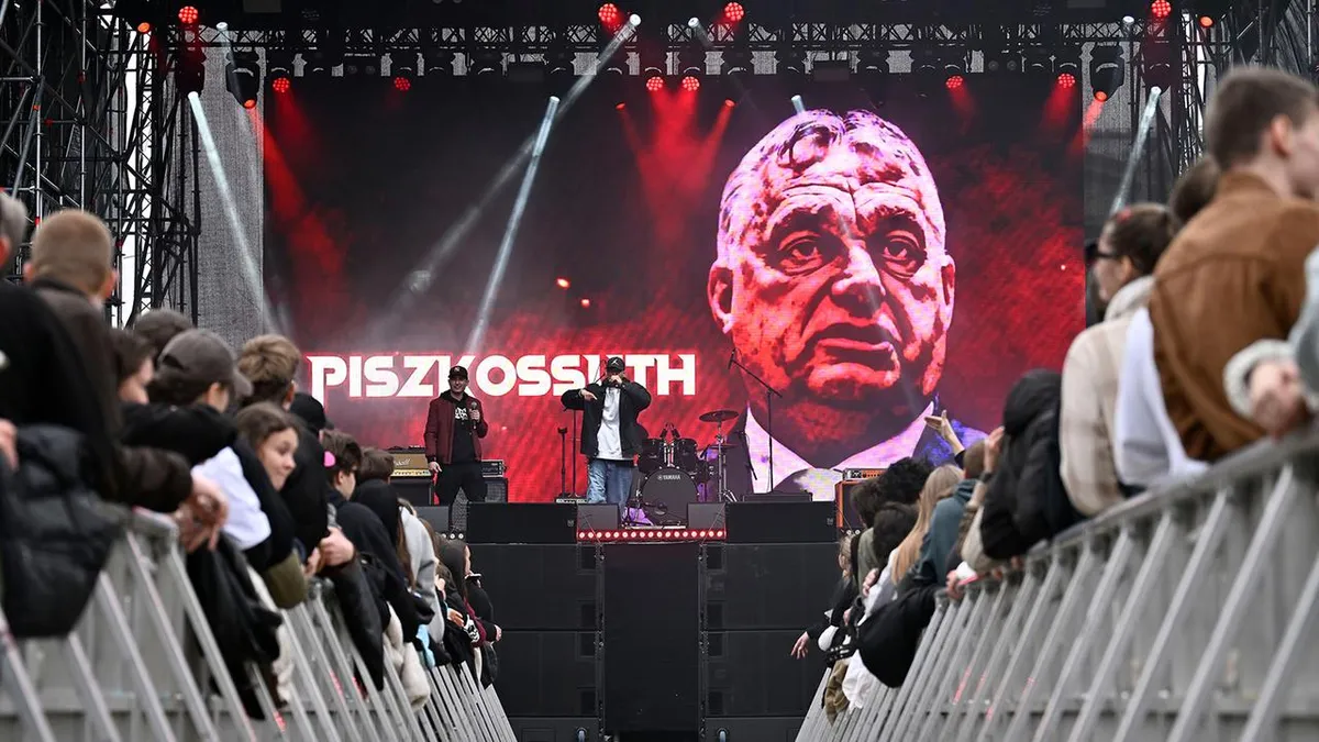 Vor Wahl in Ungarn: Mehr als 100.000 Besucher bei Konzert gegen Orban