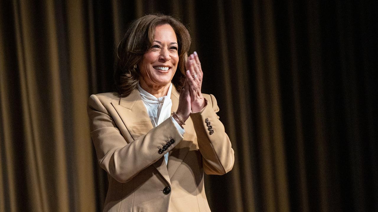 US-Demokraten vor Präsidentschaftswahl: Kehrt Kamala Harris zurück?