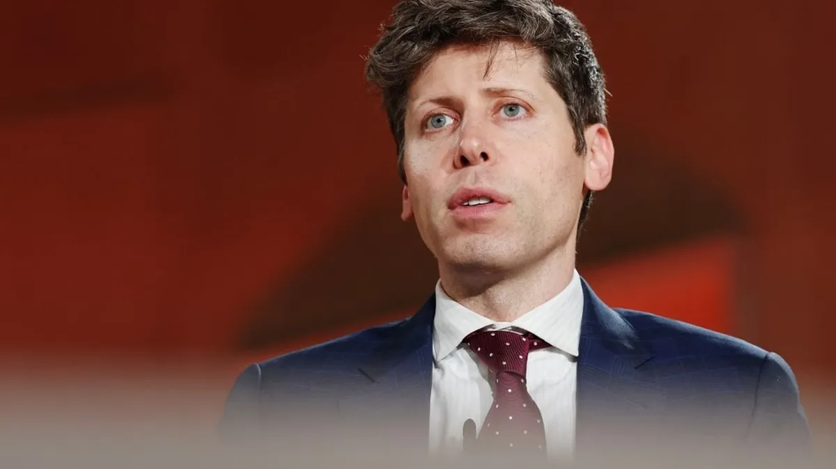 La maison du créateur de ChatGPT, Sam Altman, a été touchée par un cocktail Molotov, l'assaillant interpellé