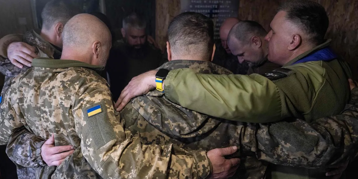 EN DIRECT, guerre en Ukraine : Kiev répliquera « coup pour coup » à toute violation de la trêve, déclare Volodymyr Zelensky
