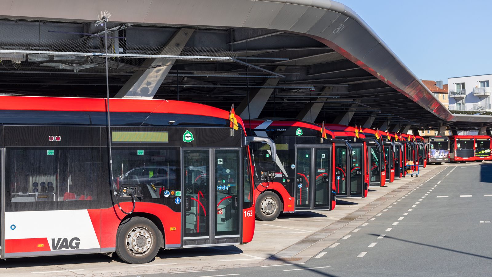 Bayern: Ganztägige Warnstreiks im Nahverkehr am Dienstag 