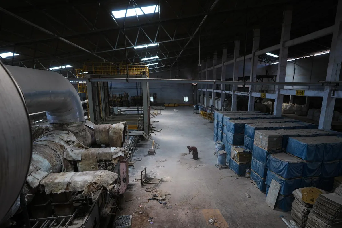 En Inde, les travailleurs migrants quittent les villes, faute de gaz : « Je ne veux pas mourir de faim »