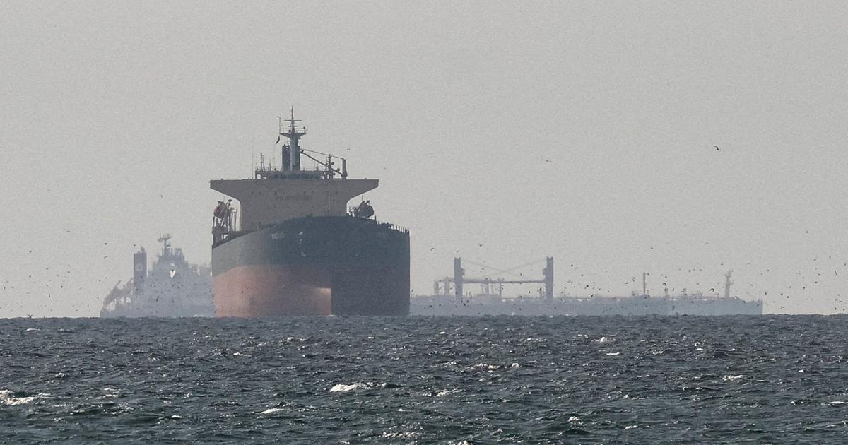 Iran: plusieurs navires auraient franchi le détroit d’Ormuz selon la presse américaine, Téhéran dément