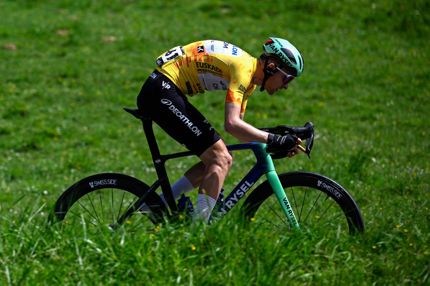 Paul Seixas, indiscutable vainqueur du Tour du Pays basque, confirme déjà les espoirs placés en lui