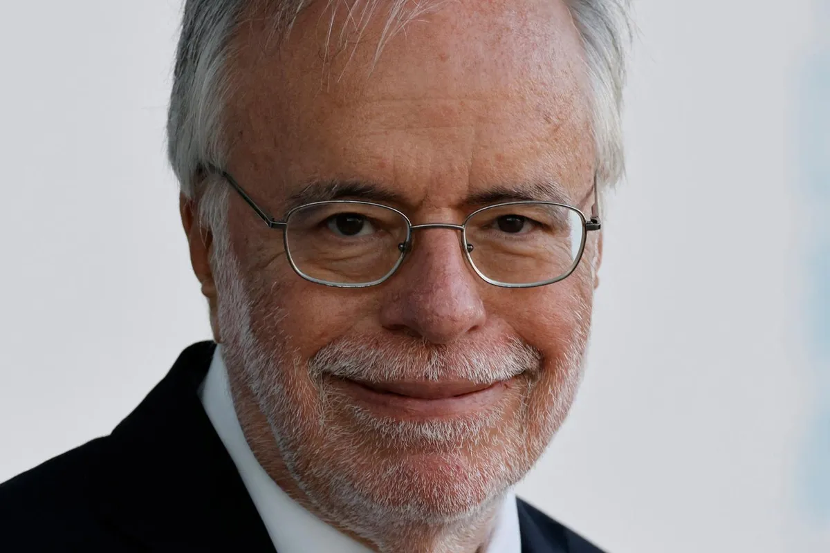 Andrea Riccardi, fondateur de Sant’Egidio : « Aux yeux d’Emmanuel Macron, le pape Léon XIV incarne une figure d’autorité »
