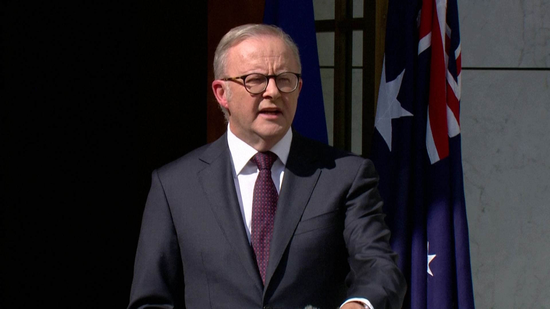 Australia to launch anti-Semitism inquiry after Bondi shooting