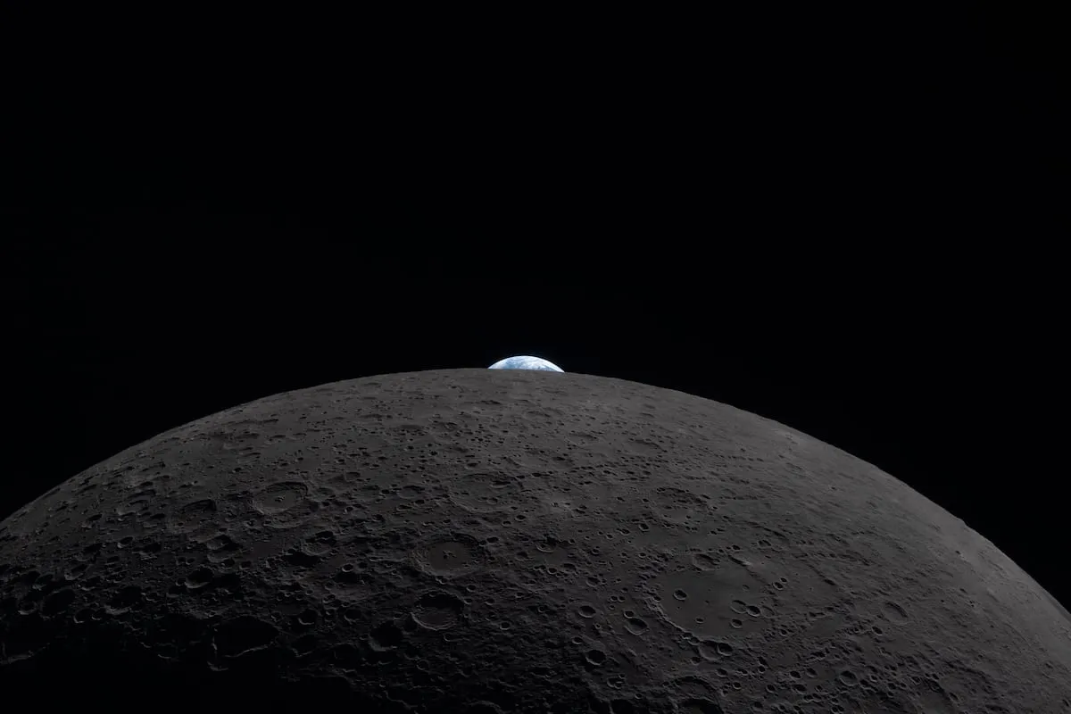 Artemis 2 ha regresado, el arte seguirá viajando a la Luna